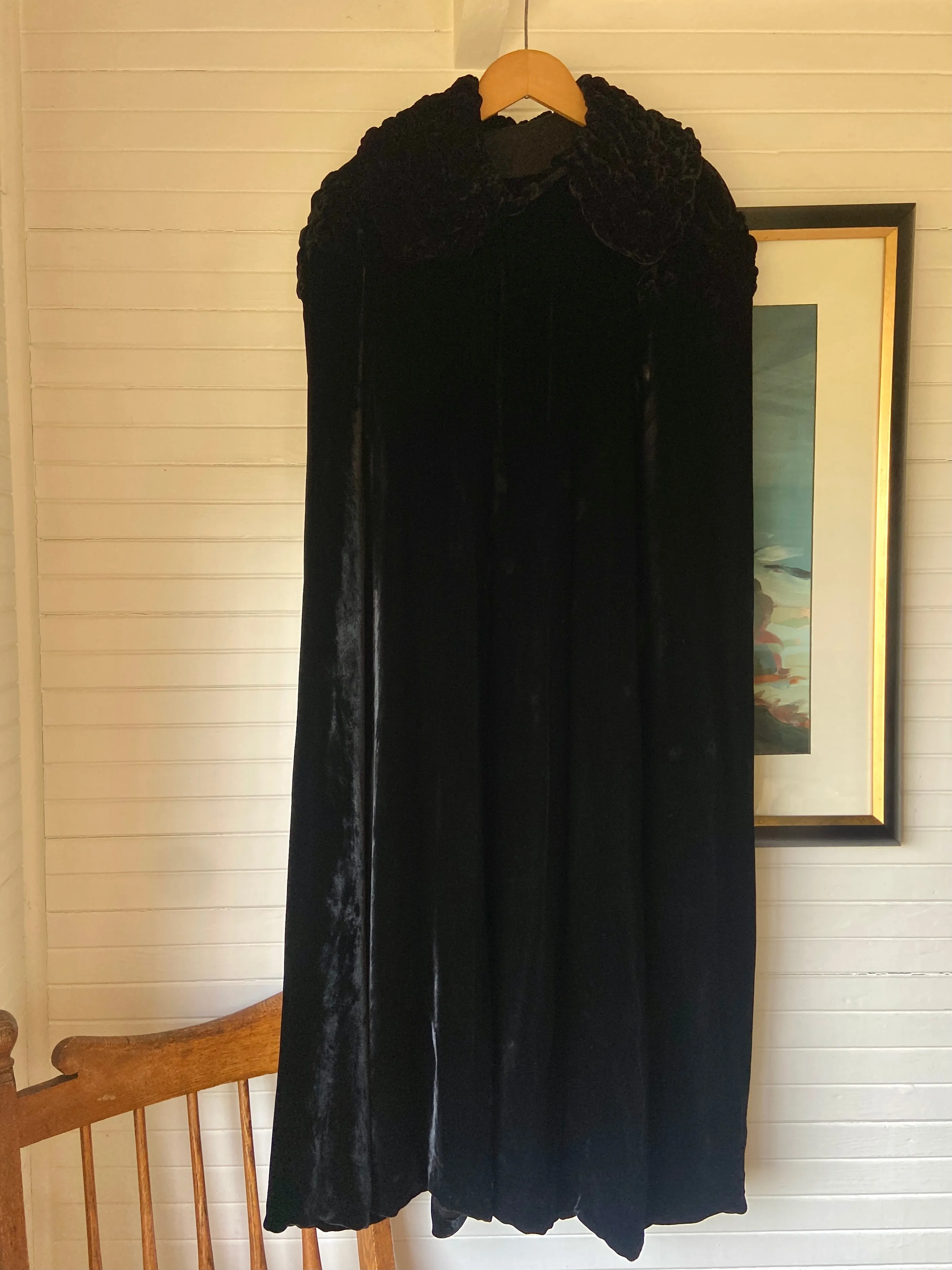 1920s Silk Velvet Opera Cape