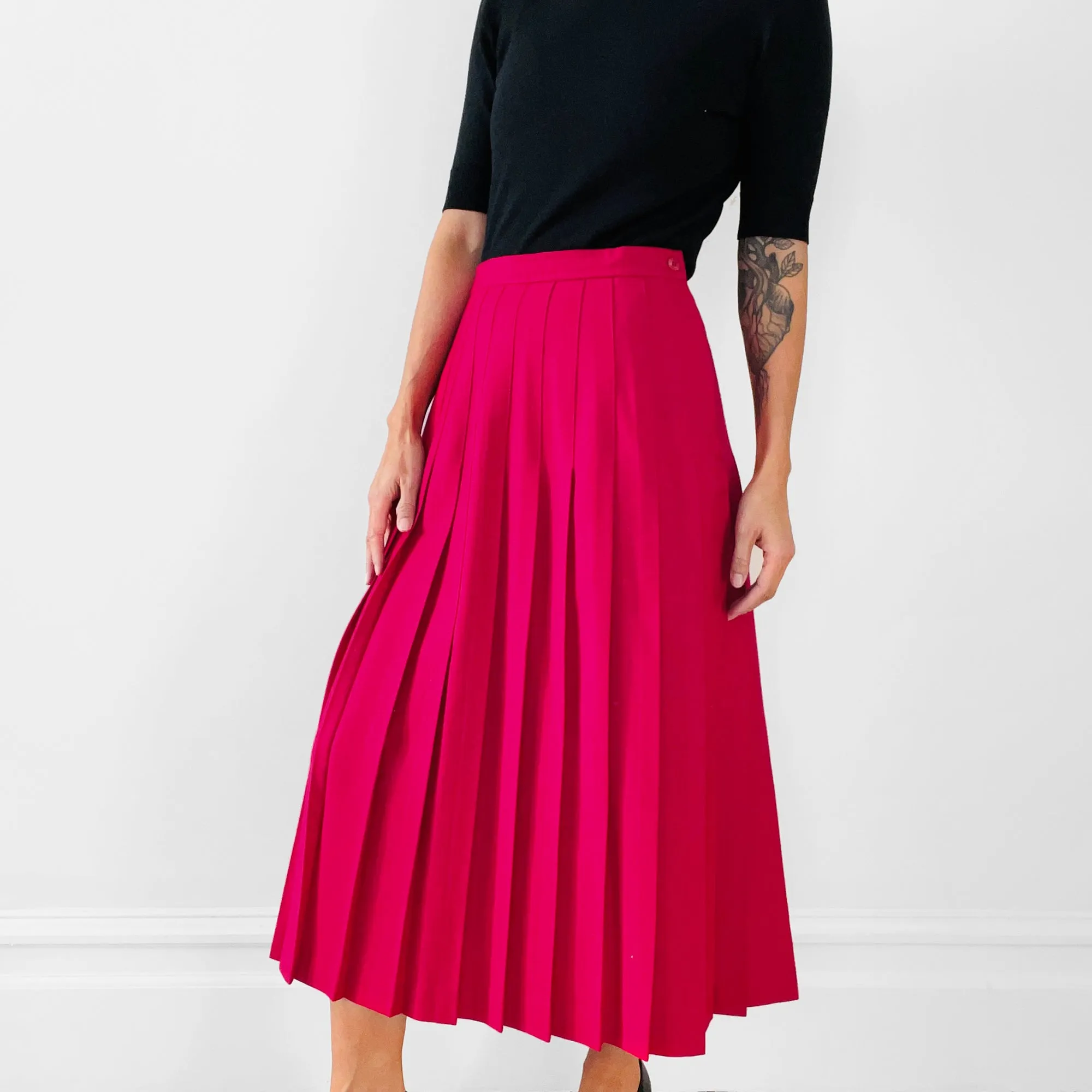 1970s Fuchsia Pink Wool Pleated Skirt