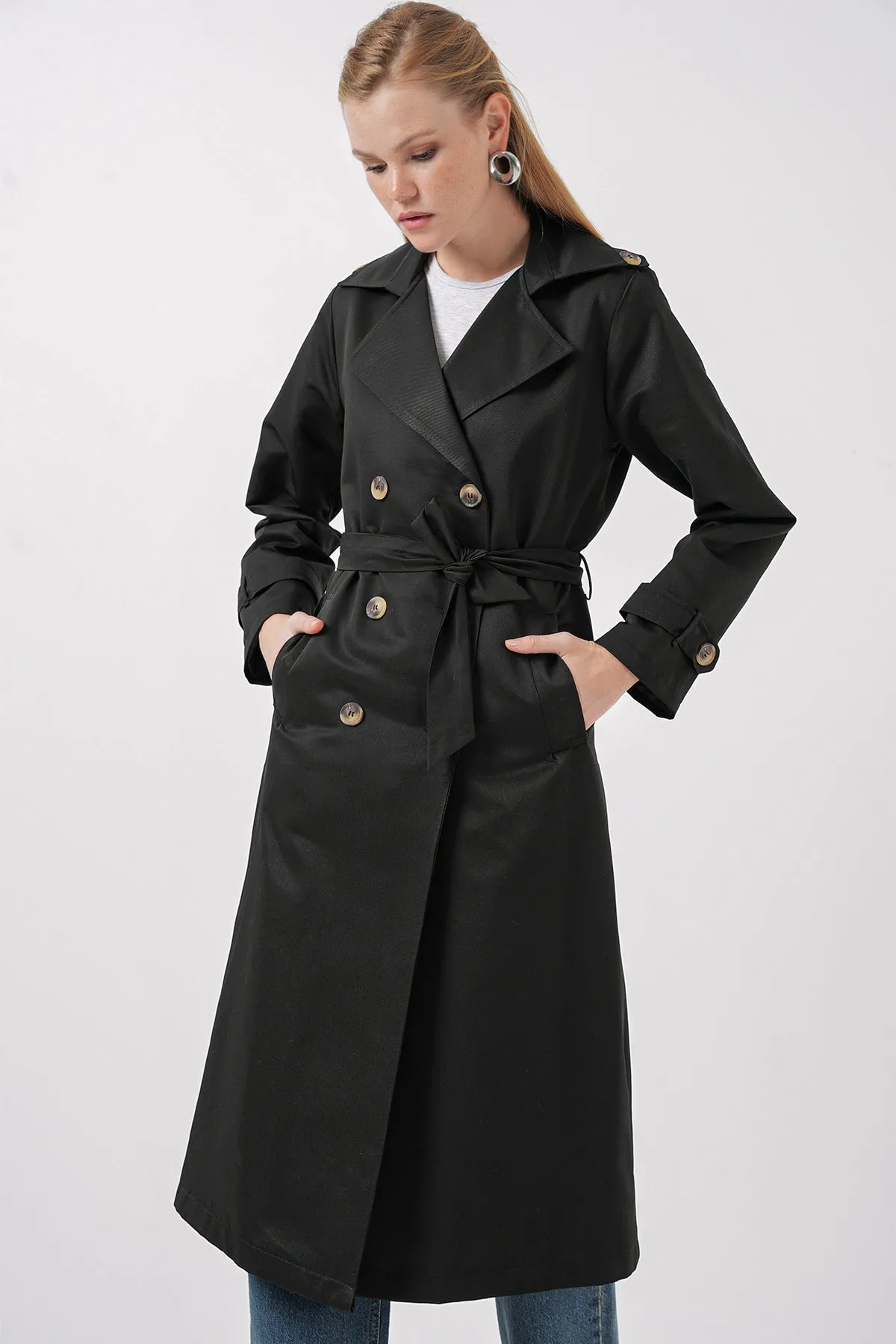 BGD Women Women's Wrap Neck Long Trench Coat - Black - Bitterfeld