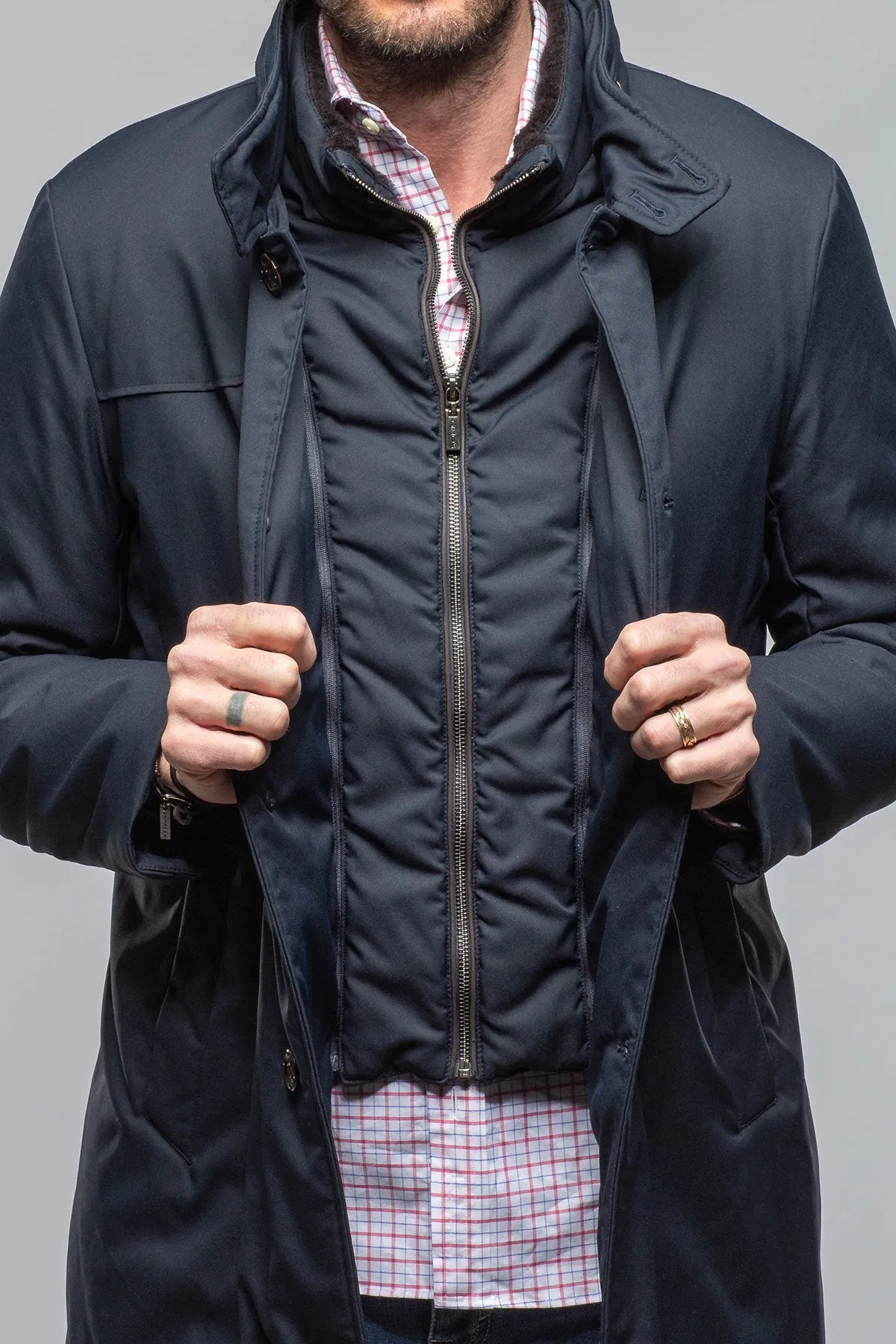 Fairmont Performance Jacket In Navy