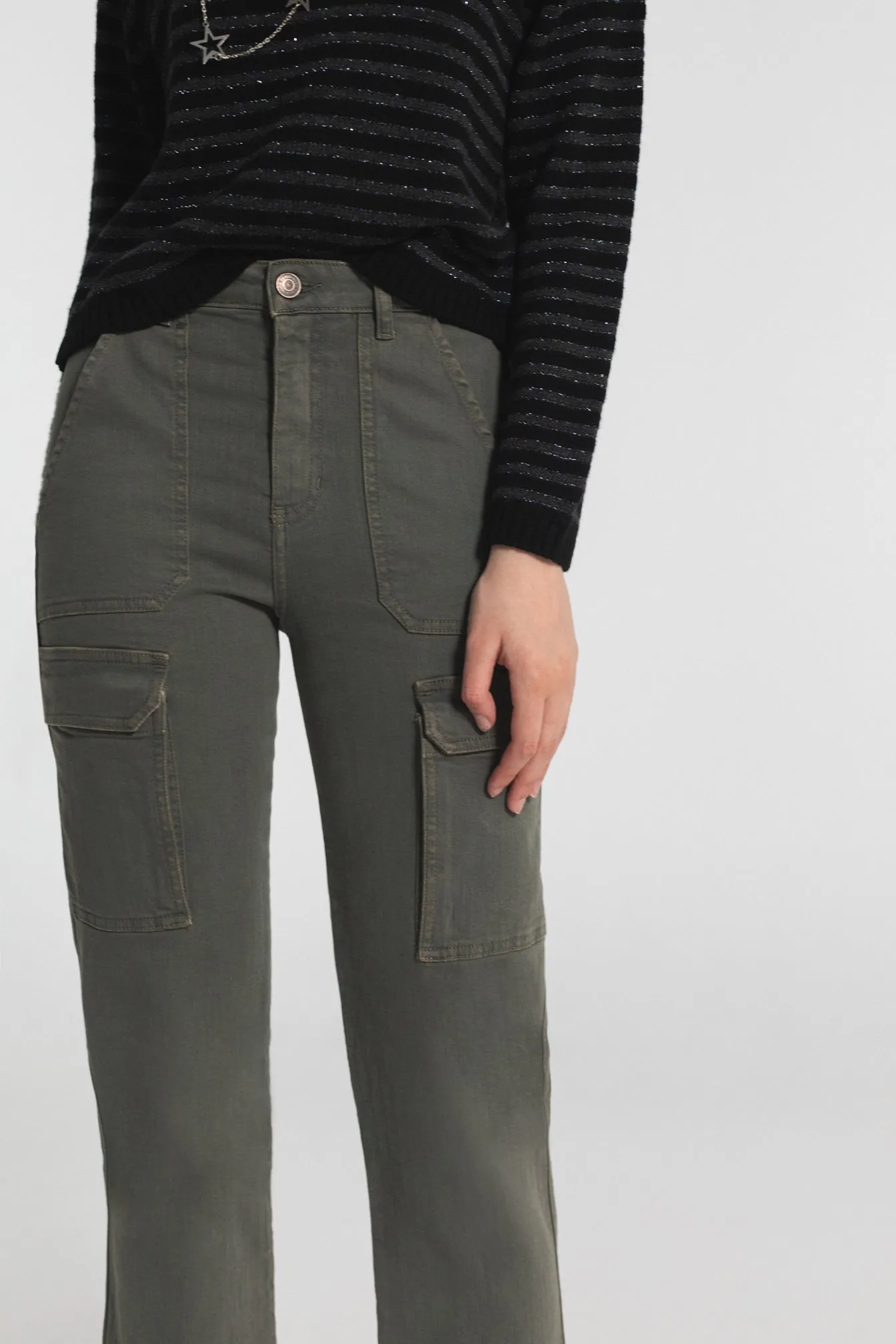 JEANS HIGH RISE CARGO