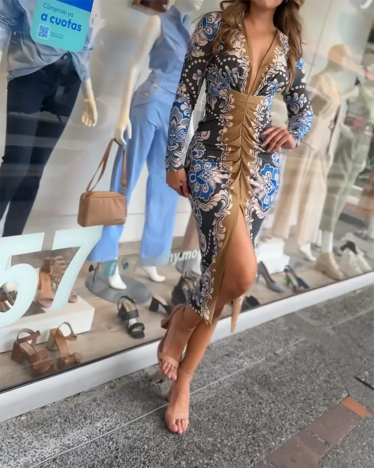 LONG-SLEEVED PLEATED V-NECK PRINTED DRESS